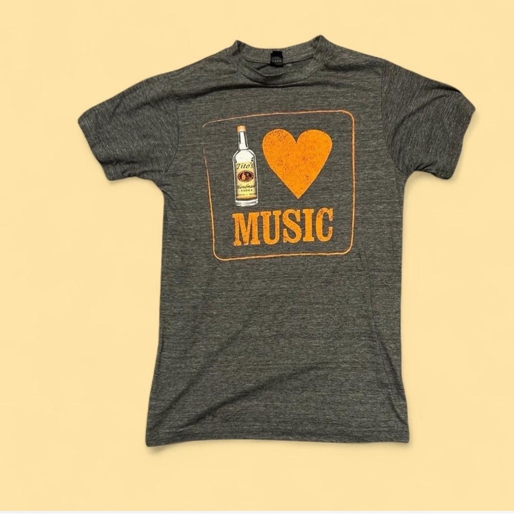 I love music Tito’s Shirt Bundle XS